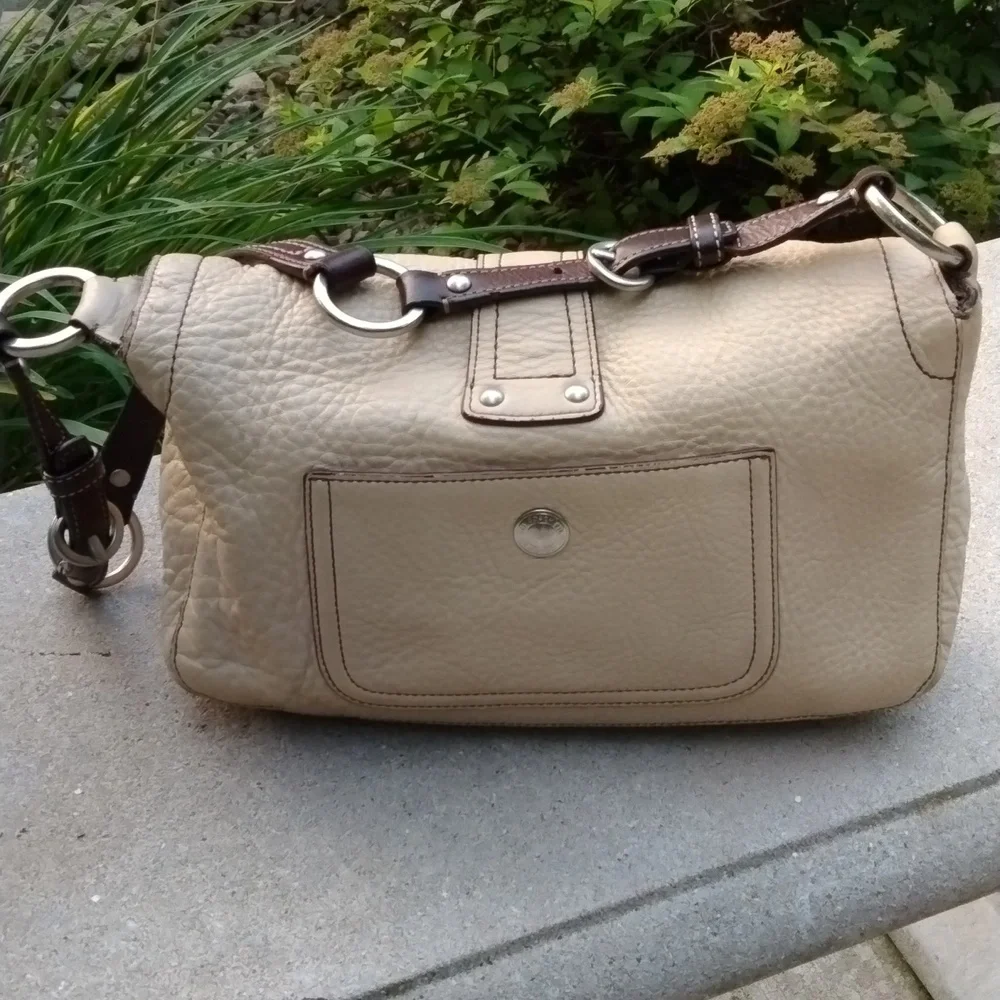 Coach Chelsea F10893 Pebbled Leather shoulder bag